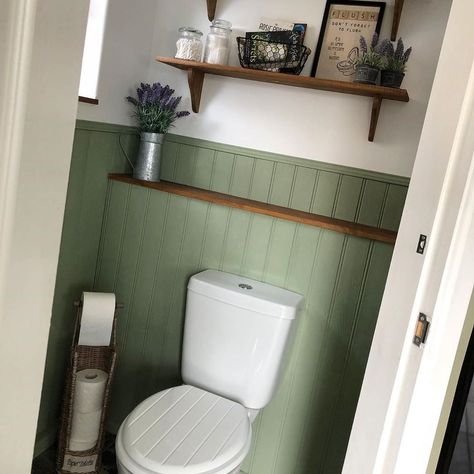 416 Likes, 15 Comments - Howdens (@howdensjoinery) on Instagram: “All of our wall panelling can be personalised in a colour of your choice to suit your décor! 🎨…” Green Wall Panelling, Barn Interior Ideas, Mdf Wall Panelling, Tongue And Groove Wall, Bathroom Cottage, Tongue And Groove Walls, Mdf Wall Panels, Tongue And Groove Panelling, Barn Interior