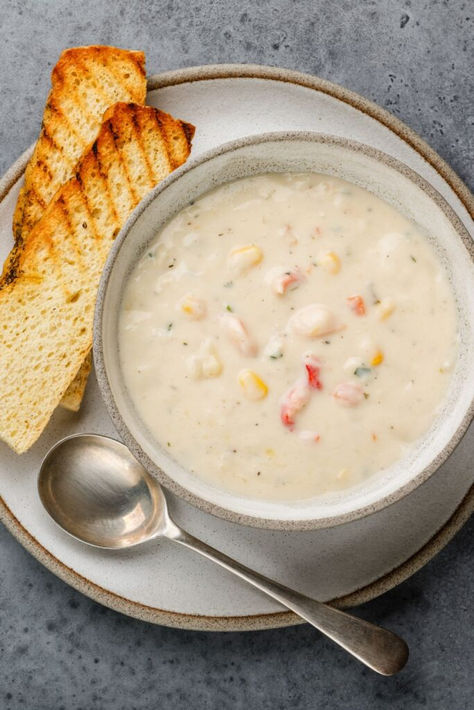 Bobby Flay Crab Corn Chowder Crab Corn Chowder, Crab And Corn Bisque, Crab Chowder Recipes, Shrimp And Corn Soup, Crab And Corn Chowder, Corn Sauce, Crab And Corn, Crab Soup Recipes, Corn Bisque