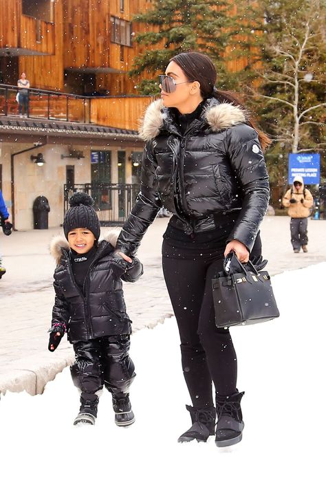 Kim Kardashian West and North West - HarpersBAZAAR.com North West Outfits, North West Style, Snow Fits, Kim Kardashian And North, Kim And North, Ski Trip Outfit, Kardashian Outfit, Snow Outfit, Trip Outfits