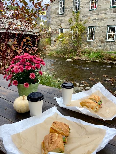 Friendship goals ✨ #friends #breakfast #vermont #food #woodstock Summer Vermont, Woodstock Vermont Aesthetic, Summer In Vermont, Vermont In Spring, Montpellier Vermont, Vermont Aesthetic Summer, Vermont Summer, Vermont Aesthetic, Woodstock Vermont