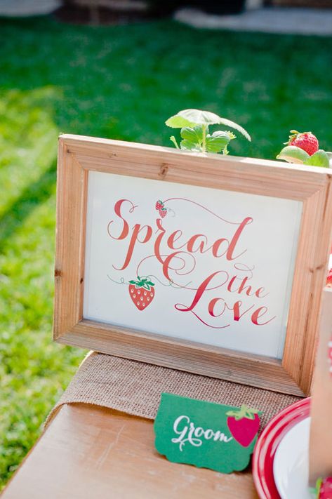 Strawberry Garden Bridal Shower Ideas Strawberry Wedding, Wedding Strawberries, Garden Party Bridal Shower, Strawberry Theme, Garden Bridal Showers, Wedding Theme Inspiration, Wedding Crashers, Strawberry Party, Bridal Shower Inspiration