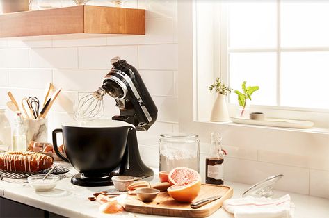 How To Temper Chocolate, Tilt Head, Kitchenaid Artisan, Countertop Appliances, Head Stand, Stand Mixer, Ceramic Bowl, Kitchen Aid Mixer, Small Appliances