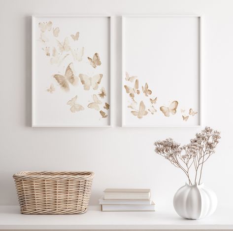 Butterfly Art Nursery, Beige Room Decor Ideas, Neutral Butterfly Nursery, Butterfly Baby Girl Nursery, Girl Butterfly Room, Gold Butterfly Nursery, Baby Girl Nursery Butterflies, Boho Butterfly Nursery, Girl Nursery Butterflies