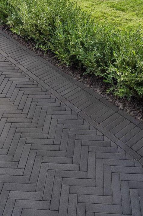 Concrete Pavers Walkway, Paver Designs, Outdoor Paving, Paving Design, Walkway Design, Stone Driveway, Paver Walkway, Pathway Landscaping, Brick Paving