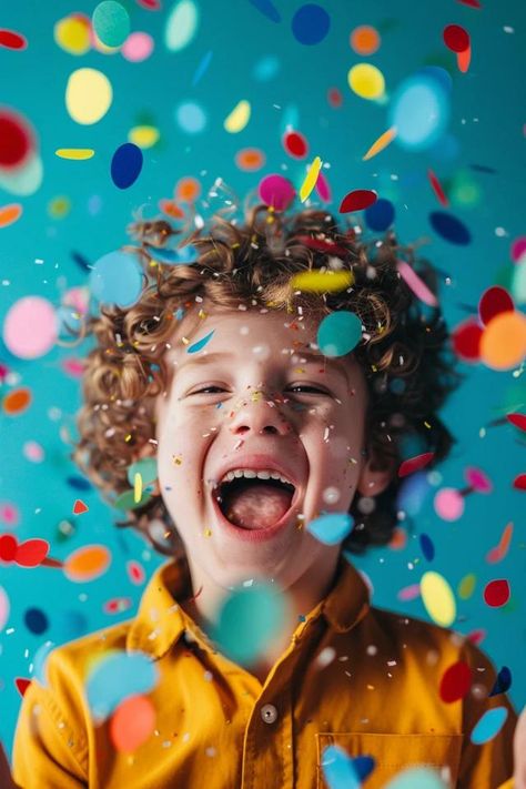 Creative Birthday Boy Photo Booth Ideas! 8th Birthday Photoshoot Ideas Boy, 7th Birthday Photoshoot Ideas, Boy Birthday Photoshoot, Confetti Backdrop, Birthday Photoshoot Ideas Boys, Diy Photo Booth Backdrop, Themed Birthday Party Ideas, Photo Booth Ideas, 8 Birthday