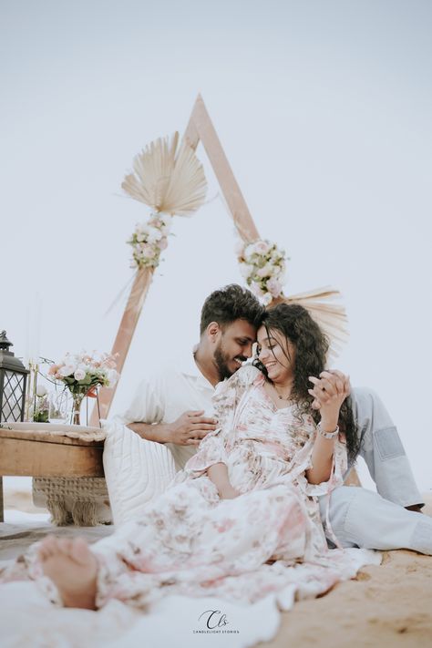 Ideas for beach themed prewedding photoshoot Save The Date Dress Ideas Kerala, Save The Date Dress Ideas, Date Dress Ideas, Save The Date Dress, Save The Date Photoshoot, Date Photoshoot, Save The Date Modern, Save The Date Ideas, Ideas For Weddings