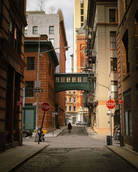 Staple Street Skybridge in Tribeca, Manhattan, New York Rail Transport, City Block, Hotel Motel, White Car, Posters Framed, City Car, Manhattan New York, Image House, City Skyline