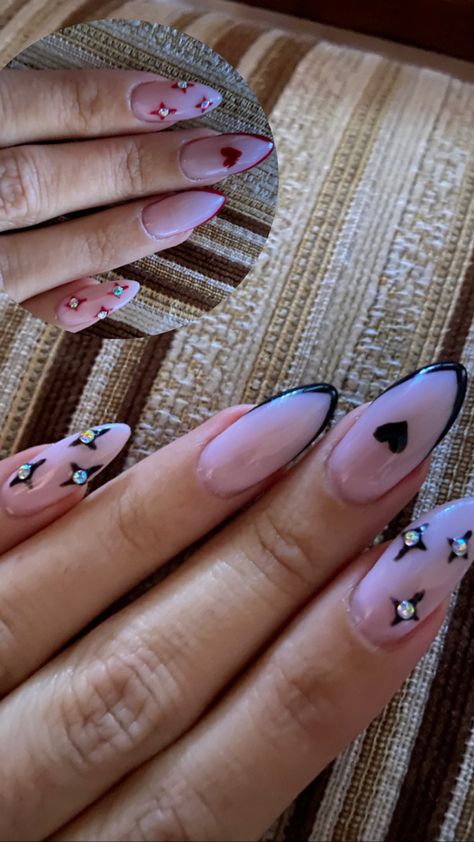 Nails For Vegas Trip Ideas, Nails For Vegas Trip, Las Vegas Nails Ideas, Poker Nails, Casino Nails, Nails Vegas, Las Vegas Nails, Vegas Lights, Vegas Nails