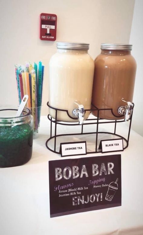 Boba Tea Station Party, Boba Bar Station Party, Boba Stand Ideas, Boba Party Favors, Diy Boba Bar, Boba Tea Baby Shower Theme, Boba Bar Station Diy, Boba Station Party, Boba Tea Birthday Party Ideas