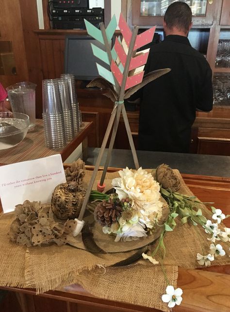 Arrow Centerpiece Ideas, Native American Centerpieces, Pocahontas Themed Wedding, Pocahontas Centerpiece Ideas, Pocahontas Quinceanera Theme, Pocahontas Wedding, Coachella Theme, Diy Teepee, 18th Birthday Decorations