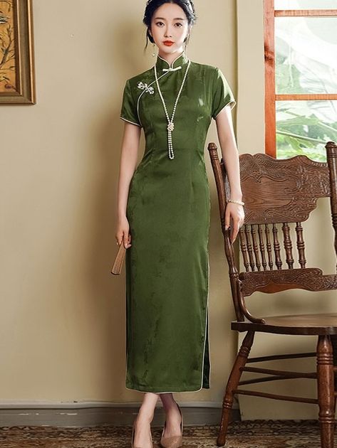 Green Jacquard Maxi Cheongsam Qipao Dress - CozyLadyWear Green Cheongsam, Qipao Cheongsam, Qipao Dress, Custom Made Clothing, Dresses Xxl, Hip Dress, Custom Tailoring, Cheongsam, Mandarin Collar