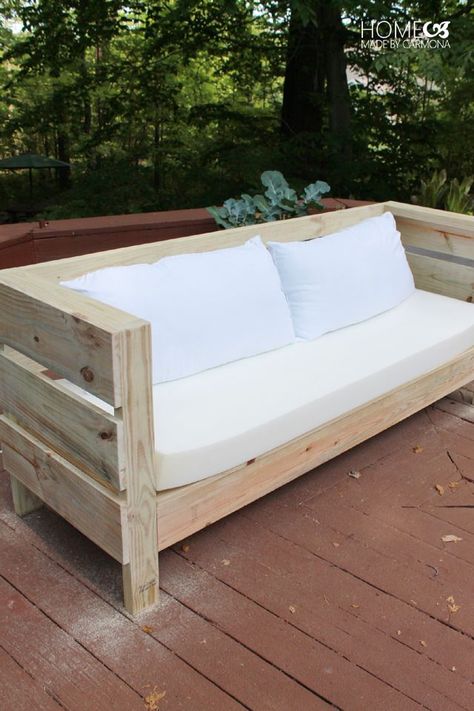 Outdoor DIY Sofa Build Plans Alabama Room, Kursi Outdoor, Planter Bench, Pallet Patio Furniture, Pallet Patio, Build Plans, Diy Outdoor Furniture Plans, Outdoor Furniture Plans, Bench Plans