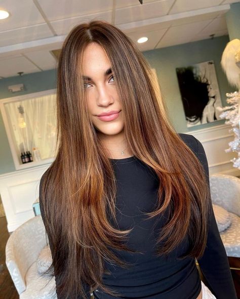 Modern Haircut for Long Straight Hair Haircuts For Long Straight Hair, Haircuts For Long Hair Straight, New Long Hairstyles, Straight Hair Cuts, Modern Haircuts, Long Layered Haircuts, Haircuts Straight Hair, Long Brown Hair, Long Layered Hair