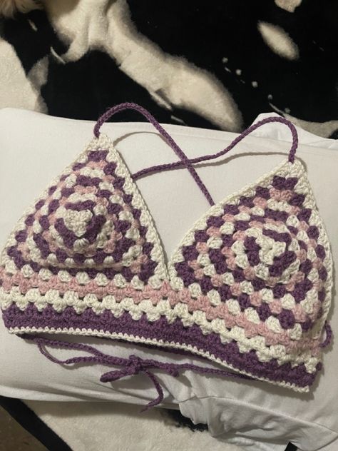 Triangle Crochet Top, Crochet Triangle Top, Granny Square Crop Top, Cute Crochet Top, Square Crop Top, Crochet Bra Pattern, Triangle Crochet, Crop Top Crochet, My Granny