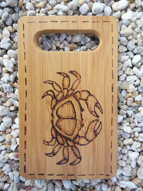 Bamboo Diy, Wooden Chopping Boards, Woodburning Projects, Wooden Utensils, Wood Burning Crafts, Tank Design, Wood Burning Patterns, Wood Burning, Pyrography