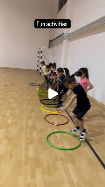 Physical Activities For Preschoolers, Sports Day Activities, Pe Games Elementary, Motor Skills Preschool, Gym Games For Kids, Sports Activities For Kids, Elementary Physical Education, Group Games For Kids, Pe Activities