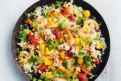 This stunning Australian Prawns and pearl couscous salad brings a touch of elegance to weeknight dinners. Pearl Couscous Salad, Couscous Salad Recipes, Mediterranean Couscous, Pearl Couscous, Couscous Recipes, Perfect Pizza, Couscous Salad, Dinner Salads, Sea Food