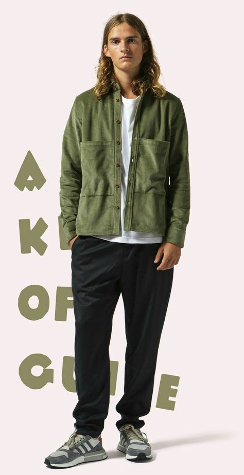 Green Sneakers Outfit, Olive Green Pants Outfit, Olive Green Outfit, Green Pants Outfit, Oi Polloi, Black Outfit Men, Workwear Vintage, Hipster Mens Fashion, Street Fashion Men Streetwear