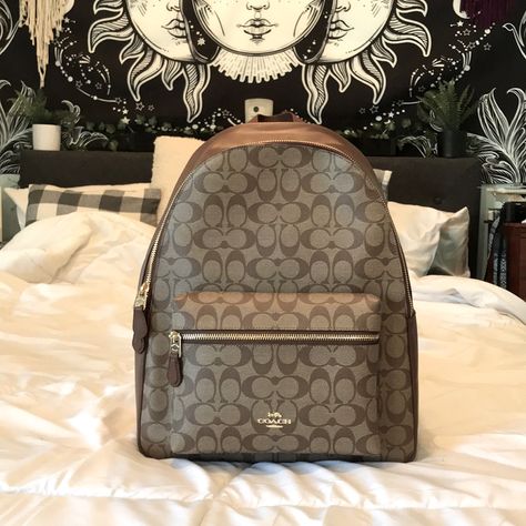 Coach Backpack Women, Mochila Coach, Coach Sling, Coach Backpack, Luxury Bags Collection, Brown Leather Backpack, Big Goals, Medium Backpack, Drawstring Bucket Bag