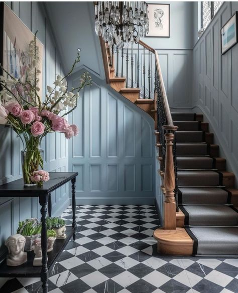 Small Staircase Ideas, Victorian Staircase, Tiled Flooring, Oak Staircase, Small Staircase, Victorian Interiors, Hallway Designs, Inspired Interiors, Casa Vintage