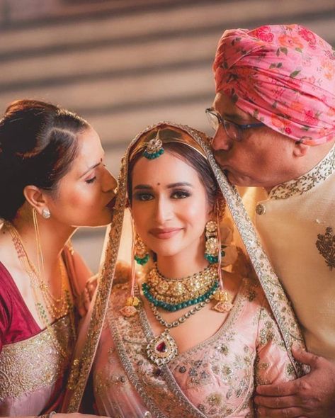 15 Pictures Of Brides And Their Moms That Made Us Go 'Aww'- You Must Get These Clicked Too! | WedMeGood Marriage Poses, Pose Pengantin, Indian Bride Photography Poses, Indian Wedding Poses, Bride Photos Poses, Marriage Photography, Indian Wedding Photography Couples, Bridal Photography Poses, Indian Wedding Couple Photography