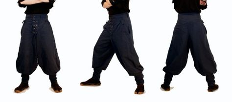 Tobi pants and Tabi boots - Imgur Tabi Outfit, Japanese Construction, Style Of Pants, Worker Pants, Armor Reference, Tobi Pants, Tabi Boots, 40 Fashion, Construction Workers