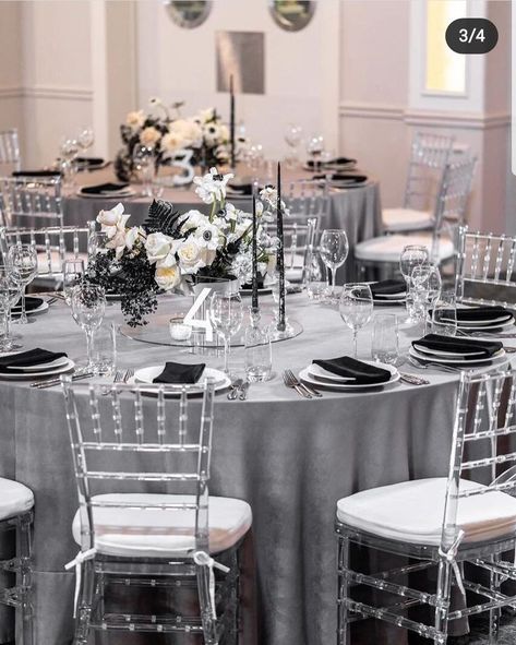 Grey And White Wedding Table Decor, Black And Silver Gala Decor, Black And Silver Event Decor, Silver Wedding Aesthetic, Grey And White Wedding Theme, Black And Silver Wedding Decorations, Black White And Grey Wedding, Wedding Color Schemes Black, Grey And Black Wedding