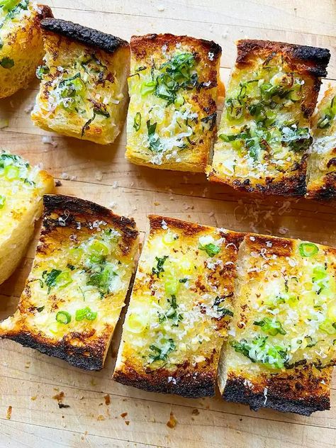 Guy Fieri’s 1-Ingredient Upgrade for Better Garlic Bread Guy Fieri Recipes, Garlic Bread Recipe, Creamy Tomato Soup, Copycat Restaurant Recipes, Guy Fieri, Types Of Bread, Simply Recipes, Dressing Recipes, Dinner Is Served