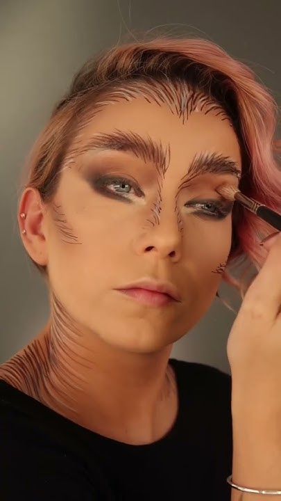 Werewolf Halloween costume and makeup tutorial #shewolf #werewolf #halloweenlook  #halloweencostume Werewolf Eye Makeup, Wolf Makeup Tutorial, Bigfoot Makeup, Diy Werewolf Costume Women, Werewolf Costume Makeup, Wearwolf Costume Woman, Werewolf Makeup Kids, Werewolf Costume Women, Werewolf Makeup Female