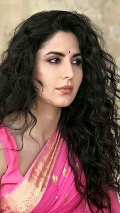 Katrina Kaif In Curly Hair, Curly Bridal Hair, Katrina Kaif Photo, Magazine Shoot, Perfect Selfie, Bollywood Girls, Katrina Kaif, Vogue Magazine, Actress Photos