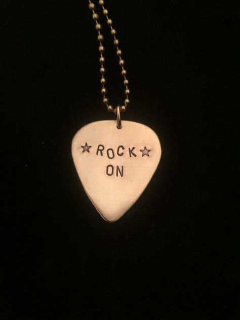 Necklace Guitar Pick, Star Guitar Pick, Pick Necklace Guitar, Guitar Pick Necklace Aesthetic, Band Merch Ideas, Cool Guitar Picks, Retro Ball, Brass Cleaner, Pick Necklace