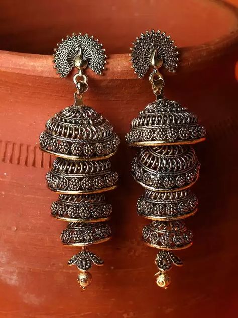 Desi Vibes, Aesthetic Jewellery, Classy Lifestyle, Jhumka Designs, Oxidised Earrings, Pinterest Jewelry, Oxidised Silver Jewelry, Indian Jewelry Earrings, Wedding Necklace Set