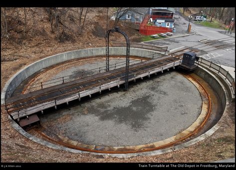 Frostburg Maryland, Gandy Dancer, Railroad Images, Train Illustration, Ho Scale Train Layout, Garden Railroad, Railroad Companies, Steam Engine Trains, Abandoned Train