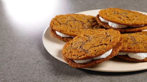 Oatmeal Pie Cookies, Oatmeal Pies, Oatmeal Cream Cookies, Oatmeal Cream Pie, Oatmeal Snacks, Oatmeal Pie, Creme Pie, Oatmeal Creme Pie, Debbie Snacks