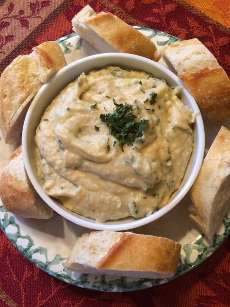 Tuscan Cannellini Bean Dip Spread Recipe - Liz's Pantry Italian Salads, Cannellini Bean Dip, Canellini Beans, Cannellini Bean, Bean Dip, Spread Recipes, Cannellini Beans, Veggie Side Dishes, Bean Recipes