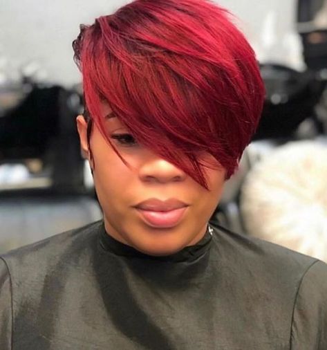 Dark Burgundy Red Pixie for Black Hair and Chocolate Skin Blonde For Dark Skin, 27 Piece Hairstyles, 30 Hair Color, Natural Dark Hair, Hair Color For Dark Skin, Beige Blonde Hair, Ice Blonde Hair, Cut Bangs, Light Purple Hair