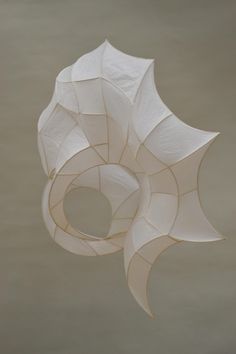 contemporary artist working with wire and tissue paper | 1000+ images about Sculptures on Pinterest | Sculpture, Baskets and ... Polly Verity, Organic Sculpture, Sculpture Projects, Light Sculpture, Wire Sculpture, Paper Sculpture, Paper Lanterns, Abstract Sculpture, Wire Art