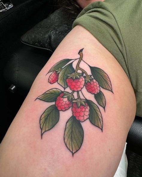 Berries made at @greenstatetattooconvention One more day! There are so many talented artists attending this convention, stop in to check out everyone’s booth! #raspberrytattoo #vermonttattoo #vermonttattooers #femaletattooartist #ladytattooers #neotraditional #colortattoo #fruittattoo Charcuterie Board Tattoo, Raspberry Plant Tattoo, Strawberries Tattoo, Berries Tattoo, Raspberry Tattoo, Strawberry Tattoos, Fruit Tattoo, Raspberry Plants, Flash Ideas