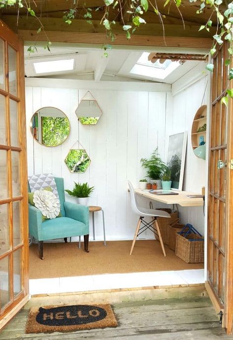 She-Shed Home Office Design Ideas and Plans - Joyful Derivatives She Shed Garden, She Shed Office, Outdoor Playhouses, She Shed Interior, Summer House Interiors, Office Shed, Shed Garden, Shed Office, Interior Kantor