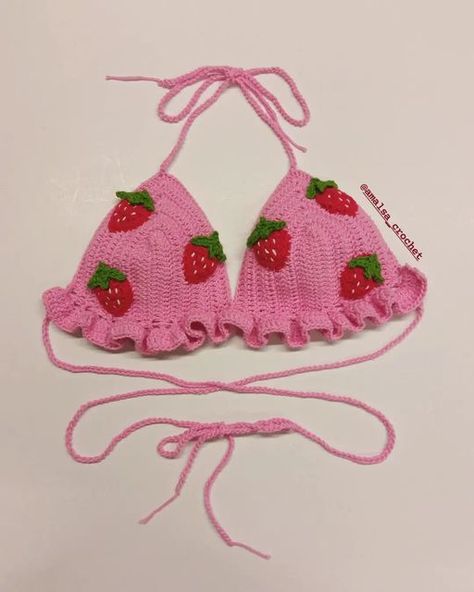 Top Tejidos A Crochet, Crochet Halter Neck Top, Top A Crochet, Hello Kitty Crochet, Crochet Halloween, Crochet Crop Top Pattern, Pretty Jewelry Necklaces, Mode Crochet, Stylish Crochet