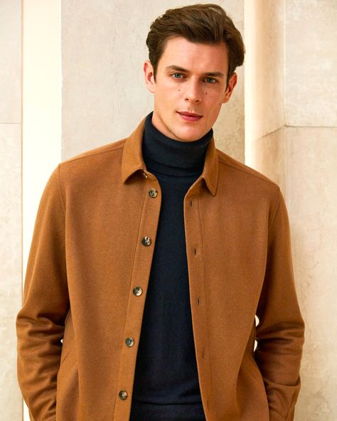 Man wearing Loro Piana camel wool shacket over a fine gauge navy turtleneck. This image was included in the article: 22 Luxury Brands Elevating The Shacket For Fall/Winter 2023, on MensFlair.com Wool Shacket, Navy Turtleneck, Shacket Outfit, Black Outfit Men, Fall Winter Essentials, Twill Shirt, Loro Piana, Men's Clothes, Field Jacket