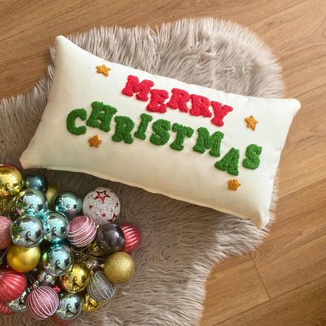 Diy christmas pillows