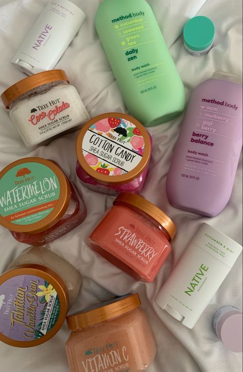 Preppy Self Care Products, Preppy Stuff At Target, Method Bodywash, Preppy Shower Products, Preppy Skin Care, Cotton Candy Tree, Preppy Products, Trendy Things, Shower Essentials