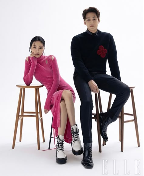 Prewed Studio, Ghost Doctor, Pre Wedding Photoshoot Outfit, Son Naeun, Korea Magazine, Couples Modeling, Elle Korea, 사진 촬영 포즈, Couple Pose