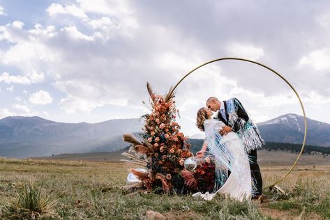 Here's how to get that Colorado mountains as your wedding backdrop, plus some '70s disco inspo with jewel tones! Disco Jacket, Bride Suit, Jewel Tone Wedding, Wedding Dress Boutiques, Beach Ceremony, 70s Disco, Outdoor Reception, Beauty Kit, Ceremony Flowers