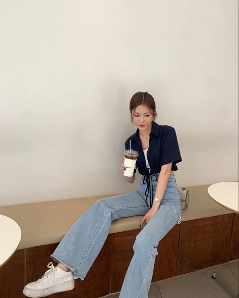 Ulzzang Fashion Summer, Ulzzang Outfit, Korean Summer Outfits, Casual College Outfits, Korean Casual Outfits, Casual Day Outfits, Korean Girl Fashion, Korean Fashion Trends, Ulzzang Fashion