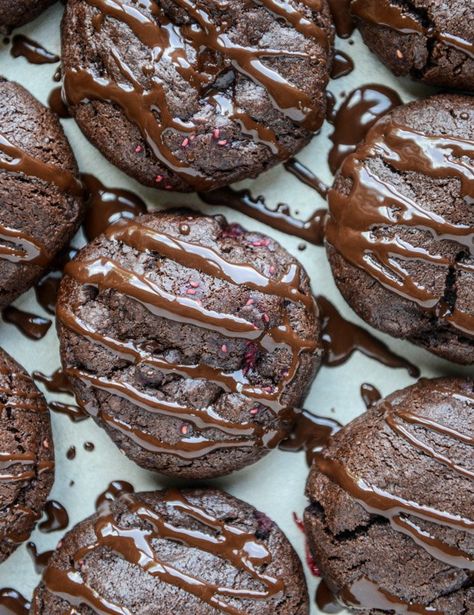 Double Chocolate Chunk Raspberry Stuffed Cookies Swiss Chard Pasta, Chard Pasta, Mushroom And Swiss, Stuffed Cookies, Chocolate Garnishes, Raspberry Cookies, Raspberry Chocolate, Raspberry Filling, Chocolate Chunk