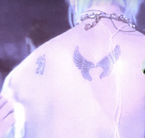 #felix #straykids #skz #felixskz #felixlee #icons #yongbok #angel #tattoo #aesthetic #concert #skzconcert #straykidsconcert Felix Angel Aesthetic, Felix Back Tattoo, Angel Tattoo Aesthetic, Skz Tattoo Ideas, Felix Tattoo, Aesthetic Concert, Tattoo Aesthetic, Angel Wings Tattoo, Angel Aesthetic