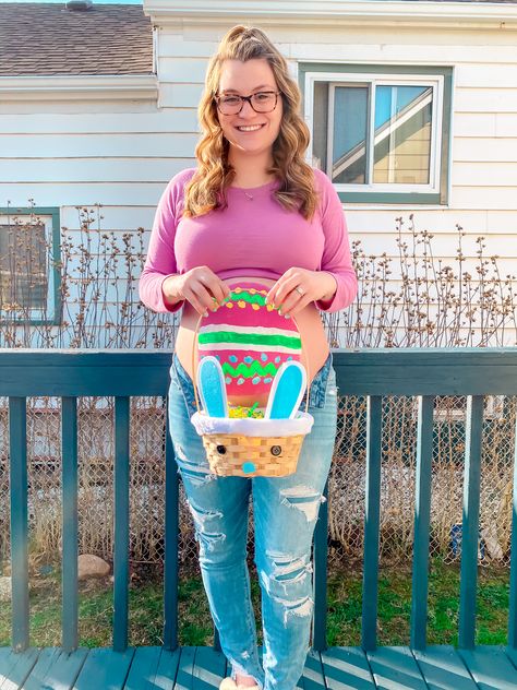 Cute Pregnant, Easter Pregnancy Announcement, Belly Painting, Easter Pictures, Pregnancy Photo, Baby G, Baby Bumps, Pregnancy Shoot, Pregnancy Photoshoot