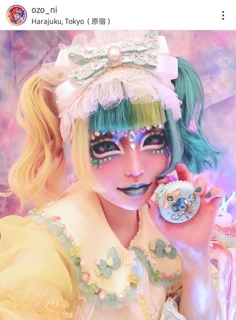 Alien Gyaru, Ishoku Hada, Ishoku Hada Gyaru, Decora Kei Makeup, Decora Makeup, Decora Hair, Decora Art, Harajuku Makeup, Alien Cosplay